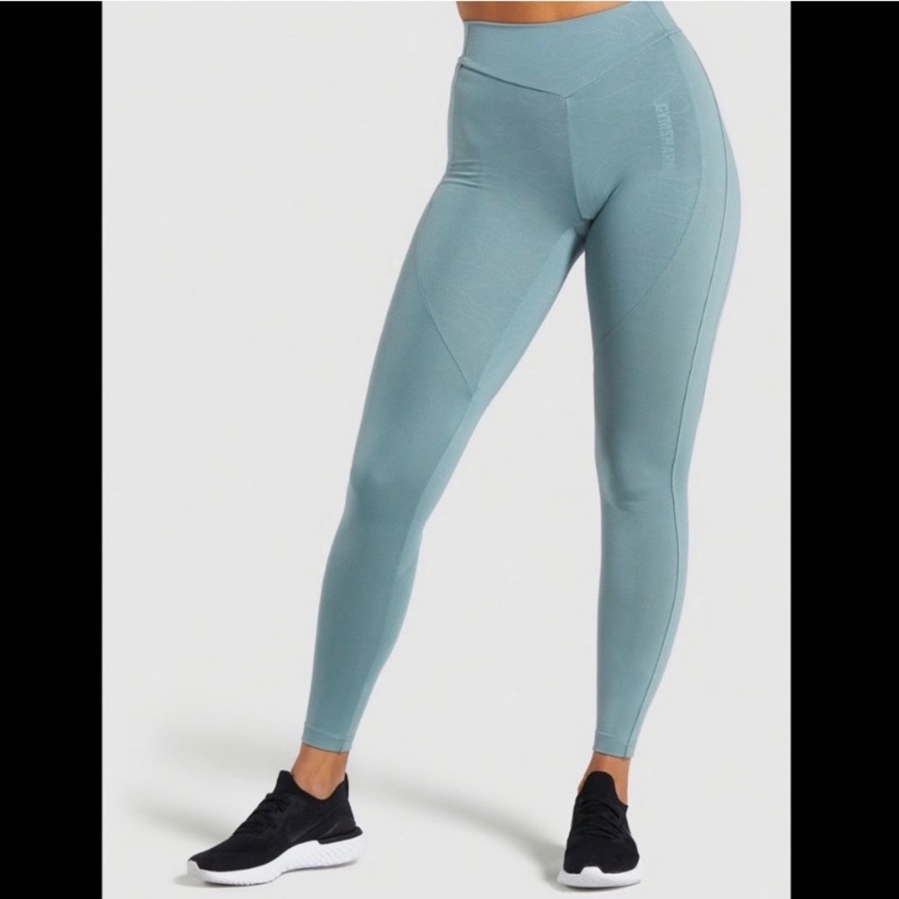 GymShark Luster Turquoise leggings